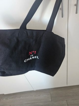 Borsa in tela Chanel N°1 DE CHANEL