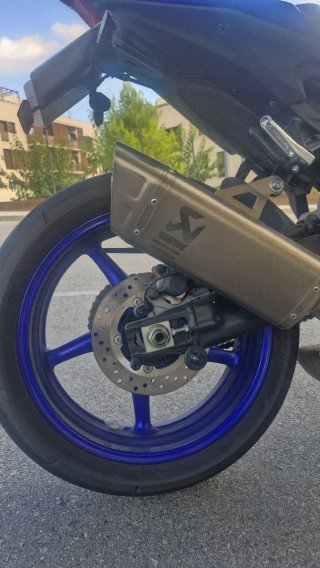 Yamaha R9 2025