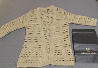 Kimono Massimo Dutti. Talla S. Nuevo.
