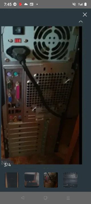Ordenador Dell con pantalla y teclado