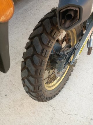 Suzuki DR BIG 750 Adventure/Enduro