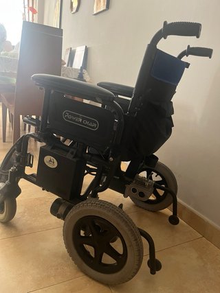Vendo silla de ruedas eléctrica plegable