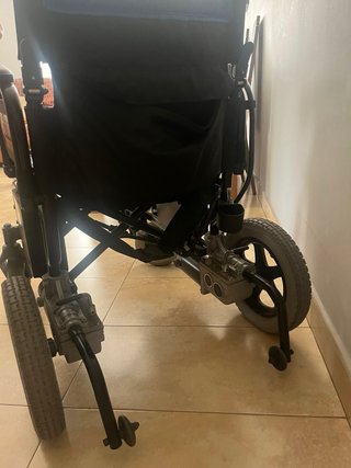 Vendo silla de ruedas eléctrica plegable