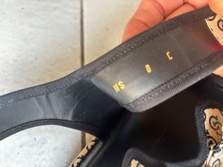 Sandali Salvatore Ferragamo Tg. 39 Beige/Nero