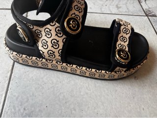 Sandali Salvatore Ferragamo Tg. 39 Beige/Nero