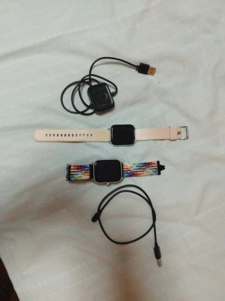 Smartwatch con cargador