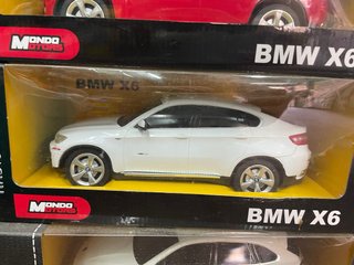 Auto telecomandata BMW X6 bianca Mondo Motors