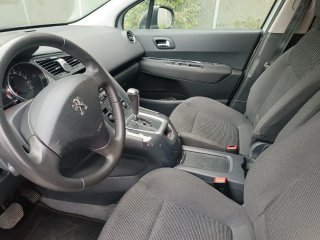 Peugeot 5008 2016