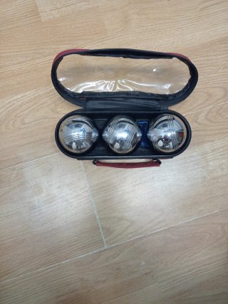 3 sfere da bocce con borsa