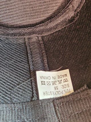Cappello stile fedora gessato nero