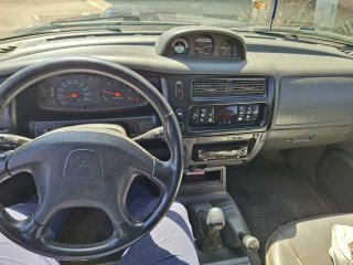 Mitsubishi l200 2004