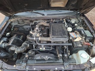 Mitsubishi l200 2004