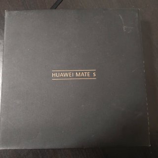 Huawei Mate S con caja