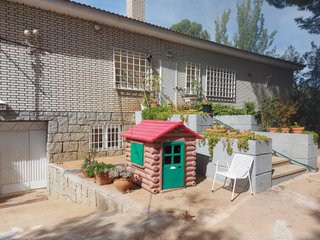 Chalet independiente con piscina