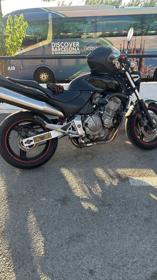 honda cb600f hornet se vende entera