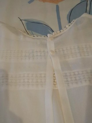 Blusa con pedrería
