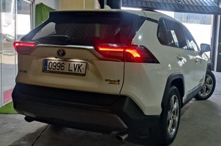 Toyota RAV4 4x4 220H Hibrido 4WD - 44.000km