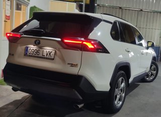 Toyota RAV4 4x4 220H Hibrido 4WD - 44.000km