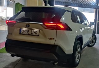 Toyota RAV4 4x4 220H Hibrido 4WD - 44.000km