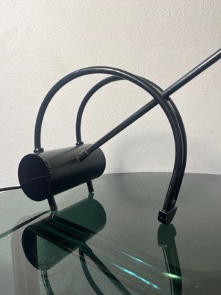 Lámpara de mesa diseño moderno