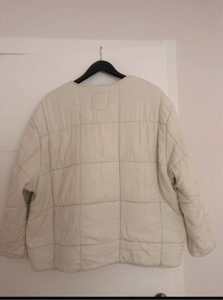 Chaqueta acolchada Zara hueso