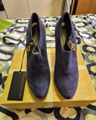 Stivaletti Trussardi Jeans blu con zip dorata