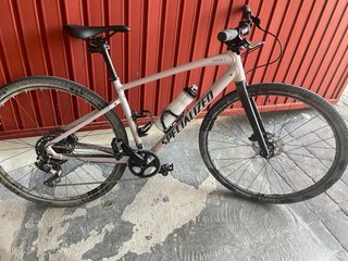 Specialized Sirrus Bicicleta Híbrida
