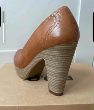 Zapatos tacón piel marrón T.37