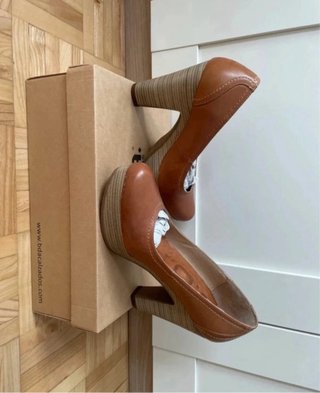 Zapatos tacón piel marrón T.37