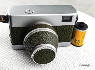 Carl Zeiss Werra 1, verde oliva
