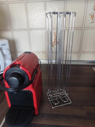 Cafetera Nespresso Krups Roja