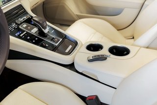 Porsche Panamera 4 E-Hybrid