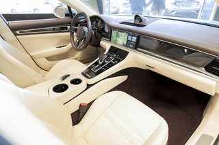 Porsche Panamera 4 E-Hybrid