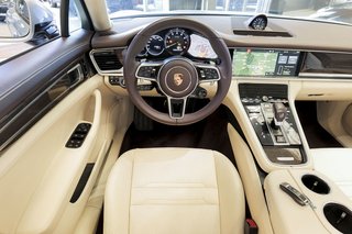 Porsche Panamera 4 E-Hybrid