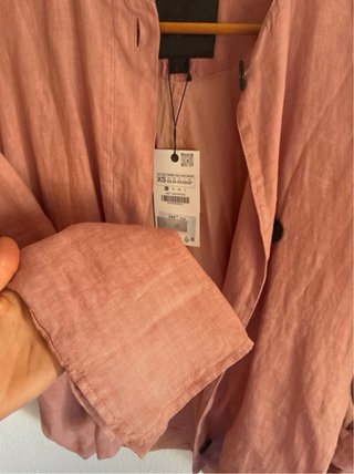 Chaqueta sobre camisa de Zara 100% lino XS