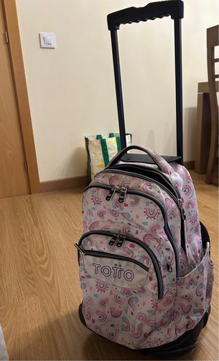 Mochila Totto con ruedas y estampado
