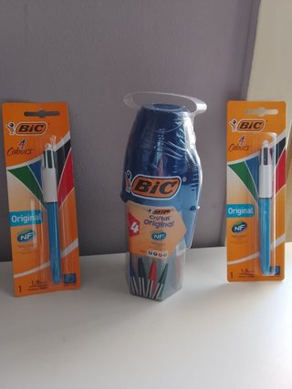 Set 22 penne BIC. 2 Quattro Colours e 20 Cristal o