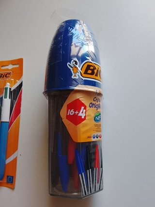 Set 22 penne BIC. 2 Quattro Colours e 20 Cristal o