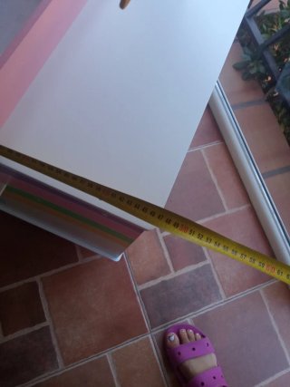 Mueble de madera para bebé: bañera, cuna y armario