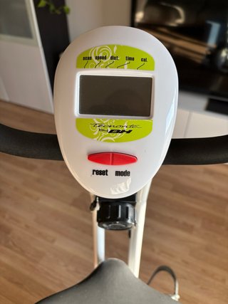 Bicicleta Estática BH Tecnovita YF90