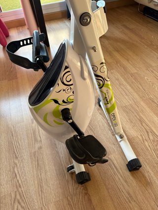 Bicicleta Estática BH Tecnovita YF90