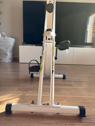 Bicicleta Estática BH Tecnovita YF90