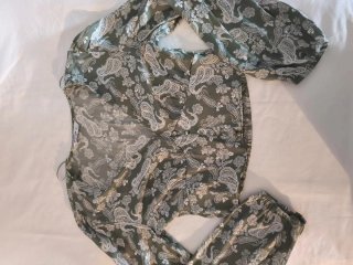 Top estampado verde y blanco