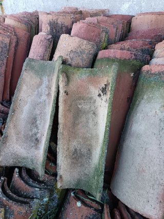 Antigias Tejas Árabes Curvas Hechas a Mano.