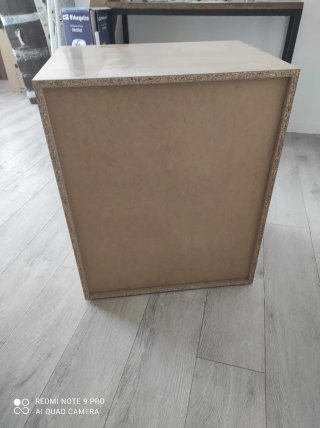 Cajonera de madera beige