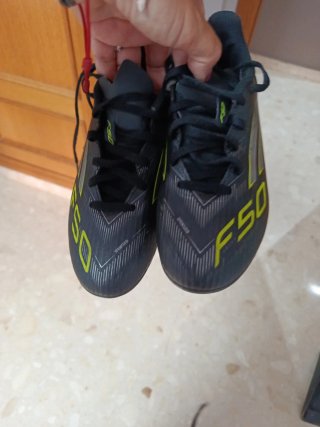 Zapatillas Adidas F50 Fútbol talla 34