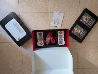 Evercade VS Premium Pack - 2 Controller