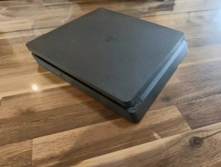 Consola PS4 Slim + 4 Juegos + 2 Mandos