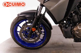 YAMAHA TRACER 7