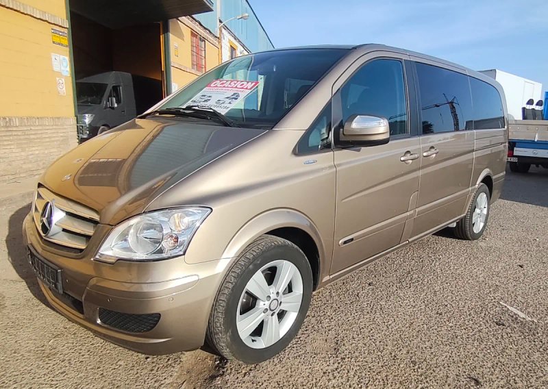 Mercedes-Benz Viano 2013